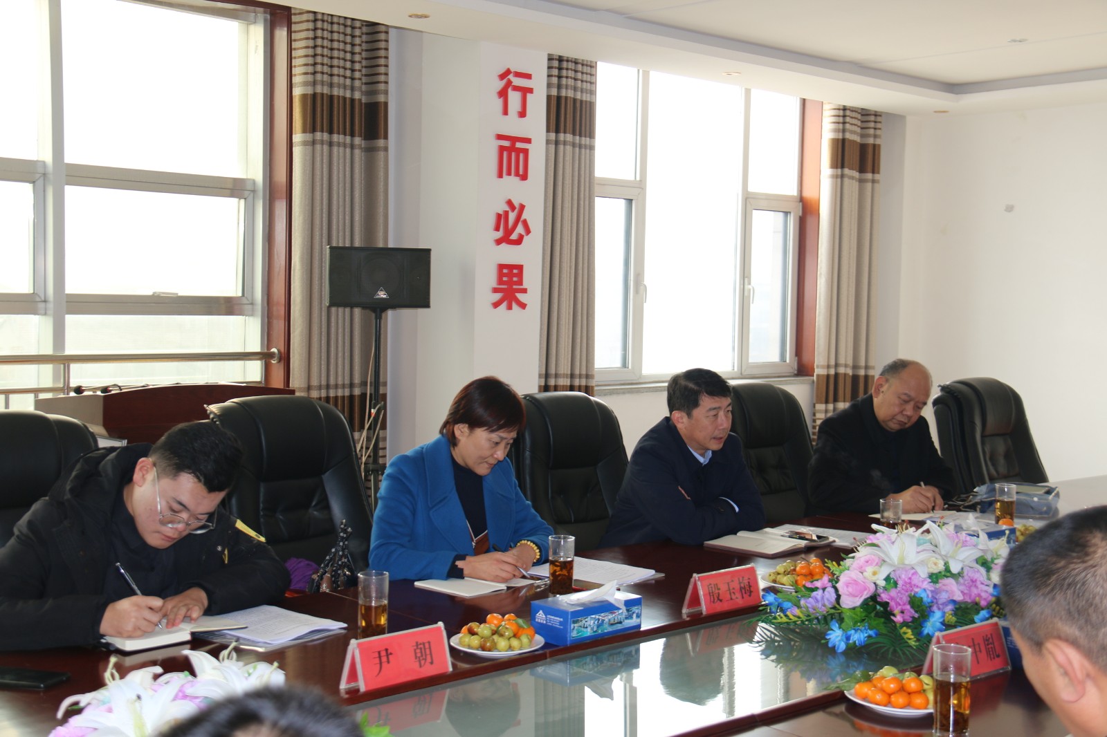 新泰市工信局領(lǐng)導(dǎo)一行蒞臨山東浩順參觀考察